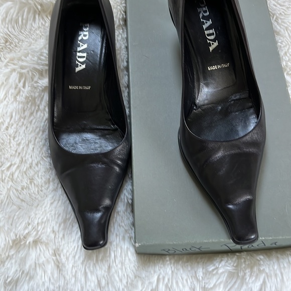 Prada blk leather kitten heels sz 7 - Picture 5 of 7